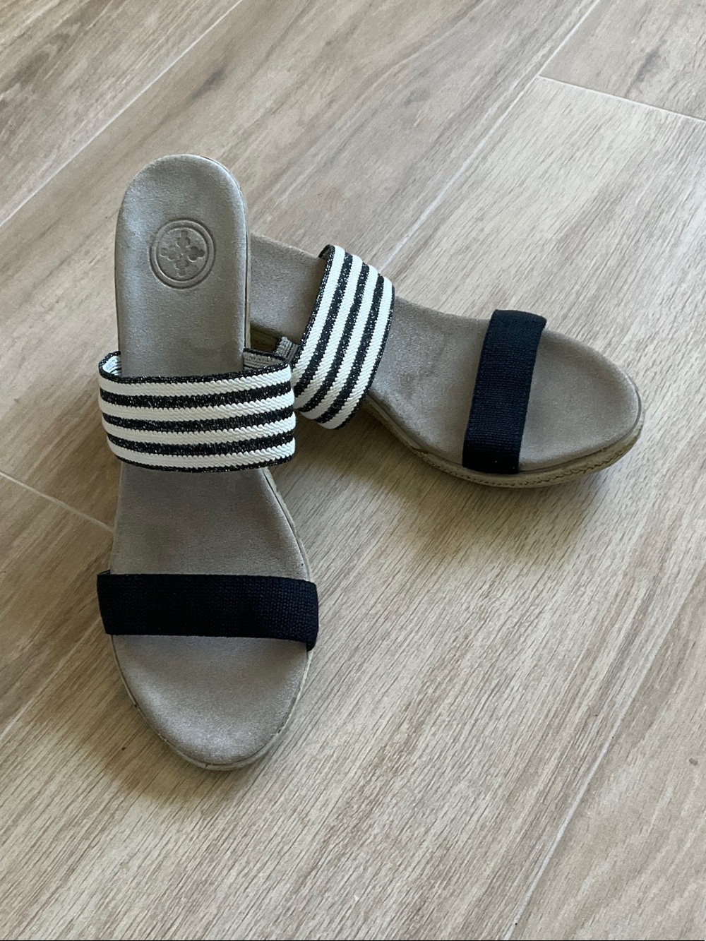 CHARLESTON SHOE CO. Backless Cooper 2